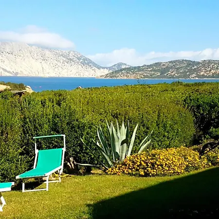 Le Ville Stefania Calaparadiso 150M Dal Mare Villa San Teodoro (Sardinia)
